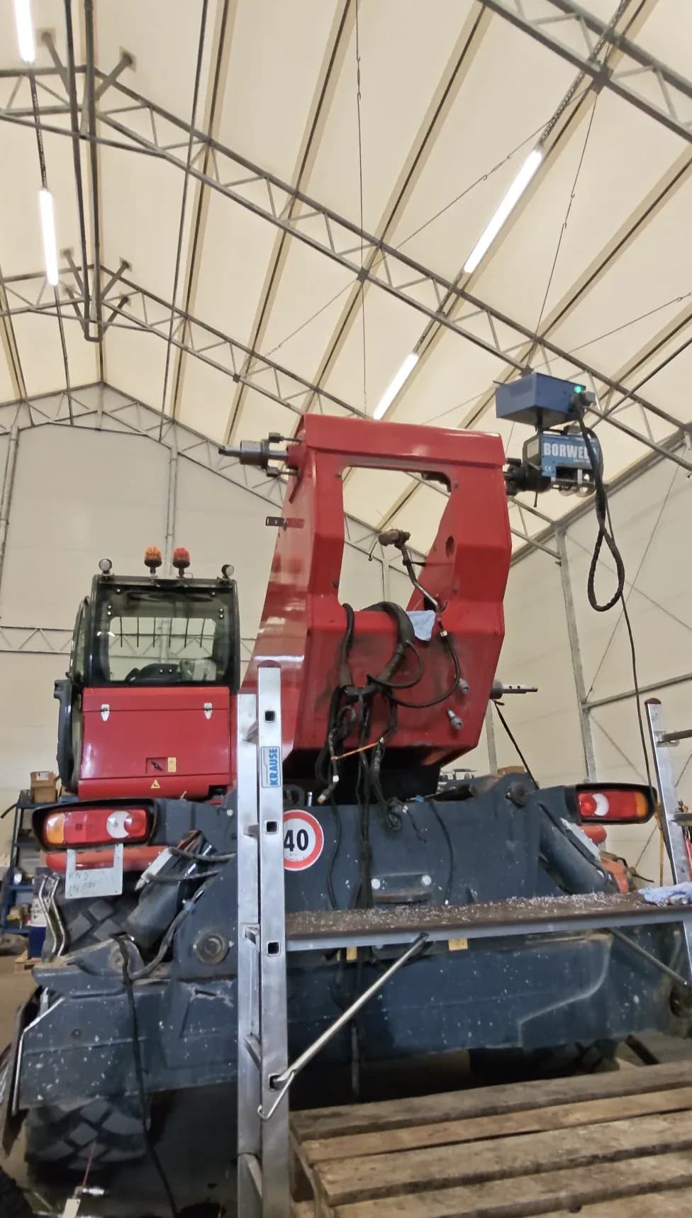 Realizacja Prometal Serwis – naprawa otworow manitou